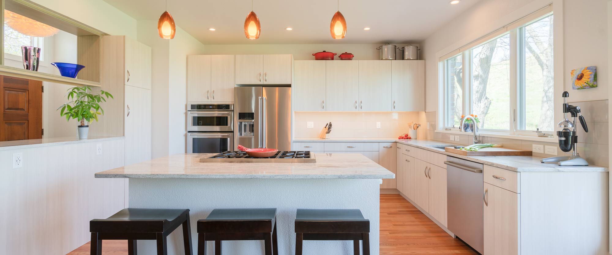 Modern Kitchen - Real Estate Photography